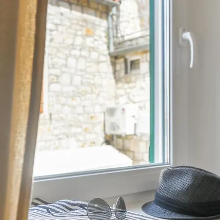 Azamara Old Town Апартаменты