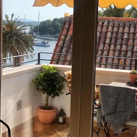 Апартаменты Azamara Old Town