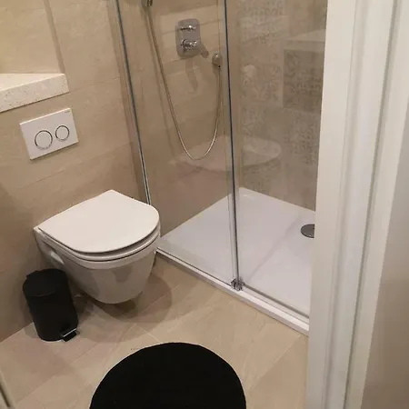 Azamara Old Town Apartmán *