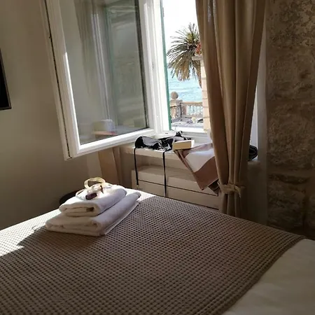 Апартаменты Azamara Old Town *