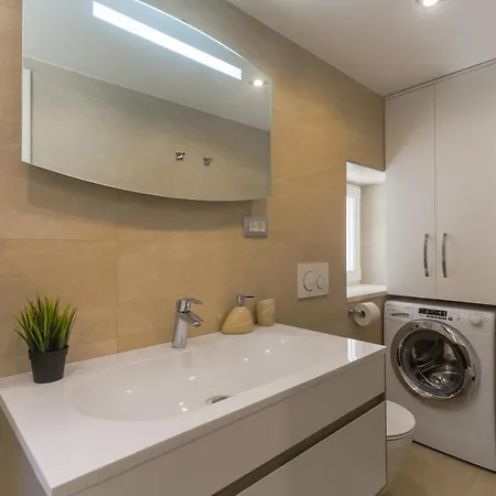 Apartment Azamara Old Town *