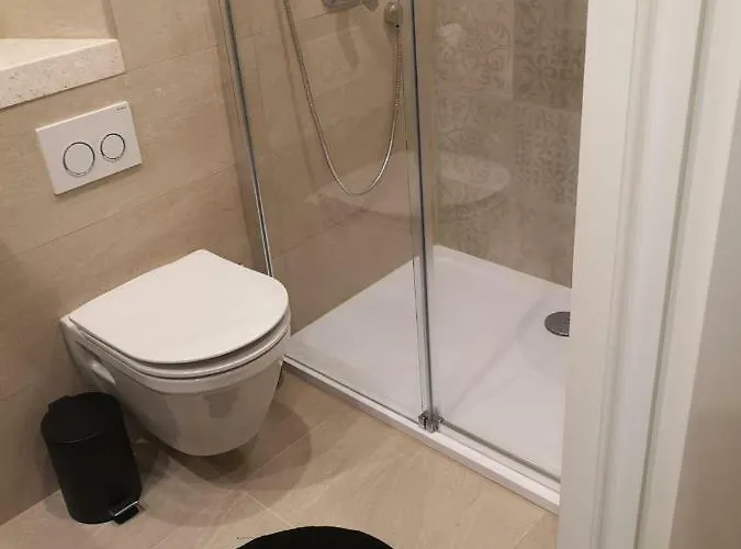 Azamara Old Town Apartman *